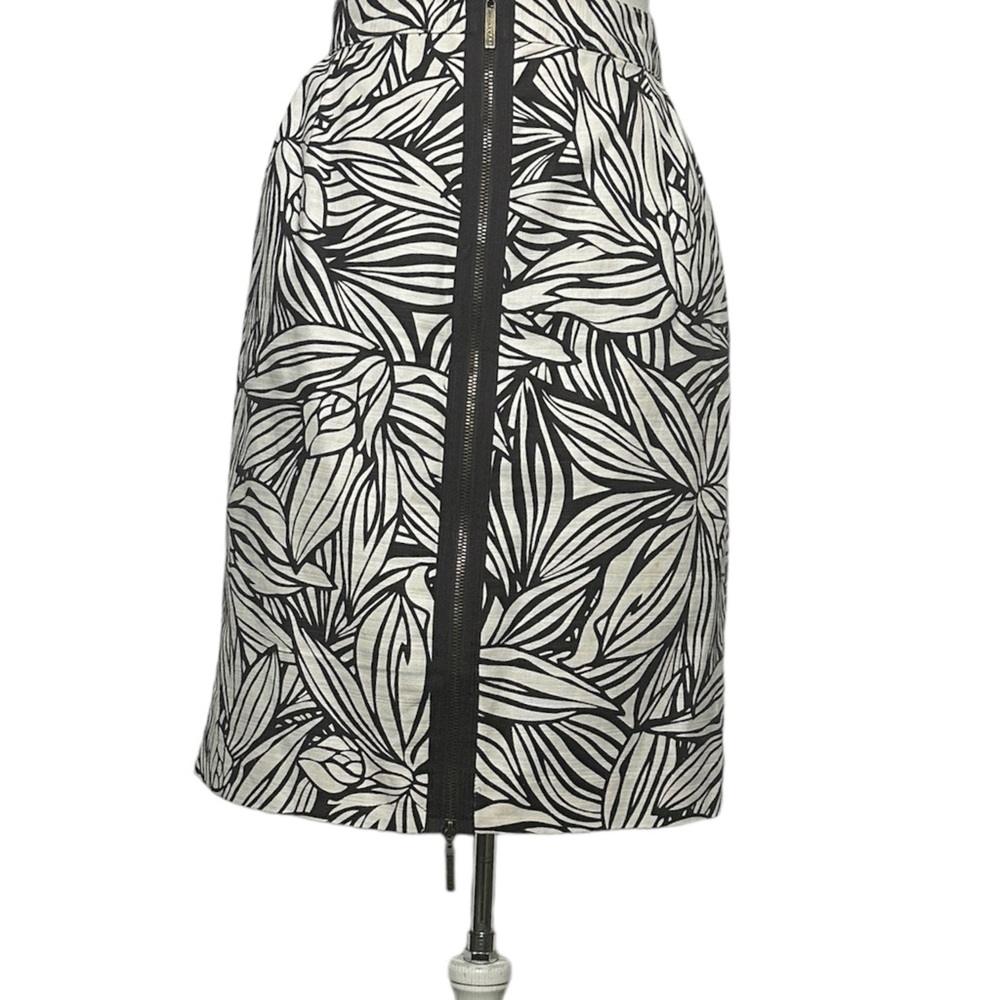 Essentials ABS Floral Print Brown/White Size 14 Pockets Skirt Pencil Knee Length